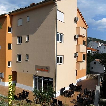 Hostel **Casa Del Sole** Klenovica Buitenkant foto